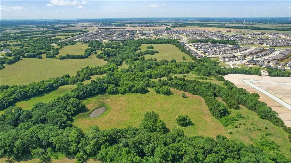 4196 County Road 1001 McKinney, TX 75071