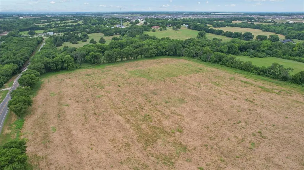 4196 County Road 1001 McKinney, TX 75071