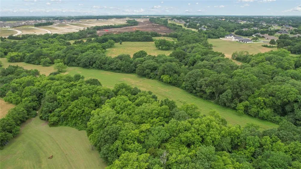 4195 County Road 1001 McKinney, TX 75071