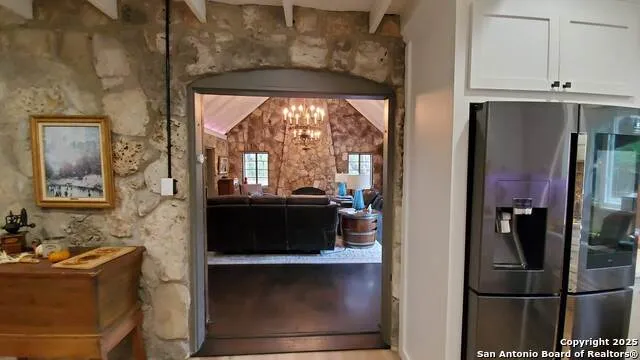9810 Park Dr Helotes, TX 78023