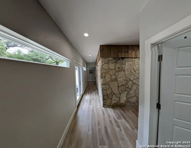 9810 Park Dr Helotes, TX 78023