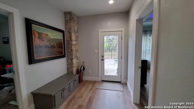 9810 Park Dr Helotes, TX 78023