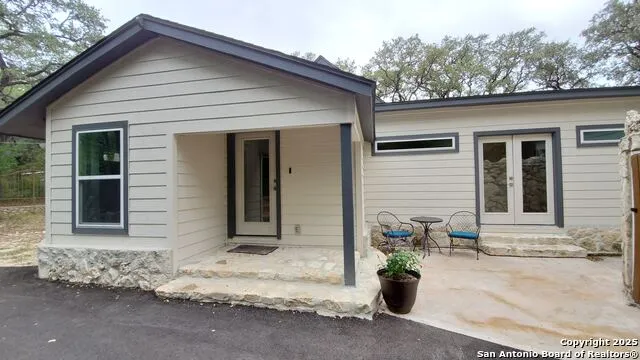 9810 Park Dr Helotes, TX 78023