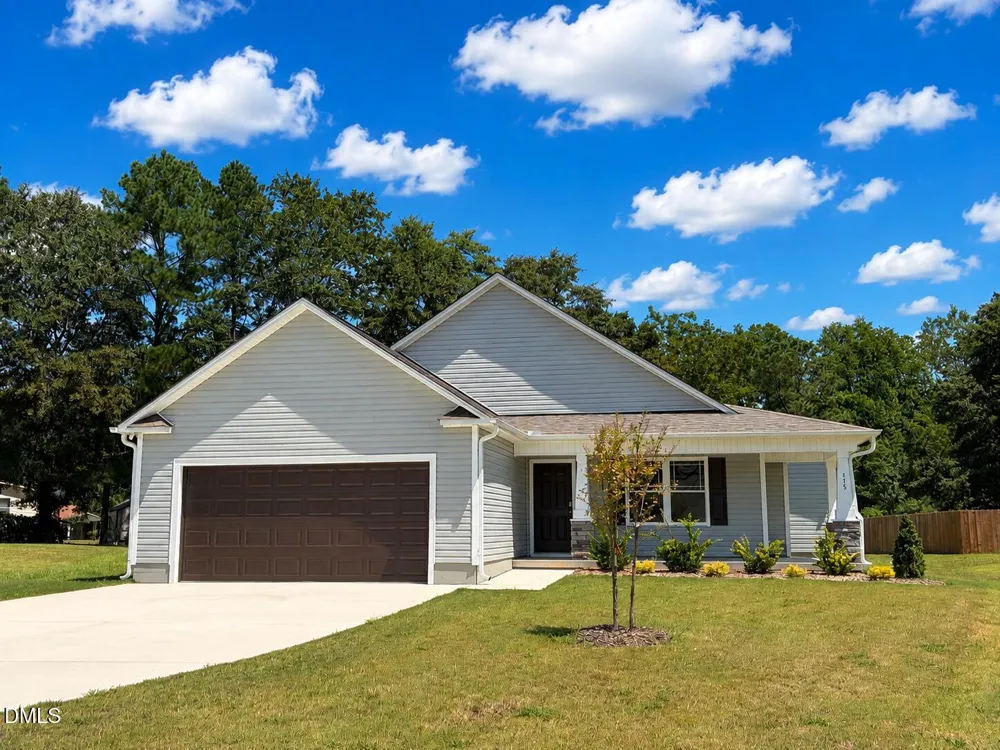 175 Oakfield Trace Drive Four Oaks, NC 27524