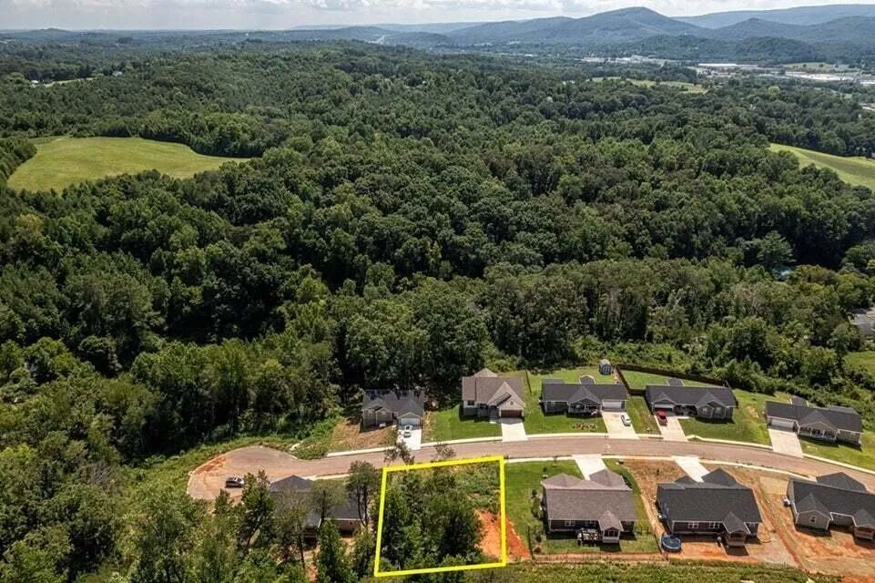 211 Mockingbird Lane Dayton, TN 37321