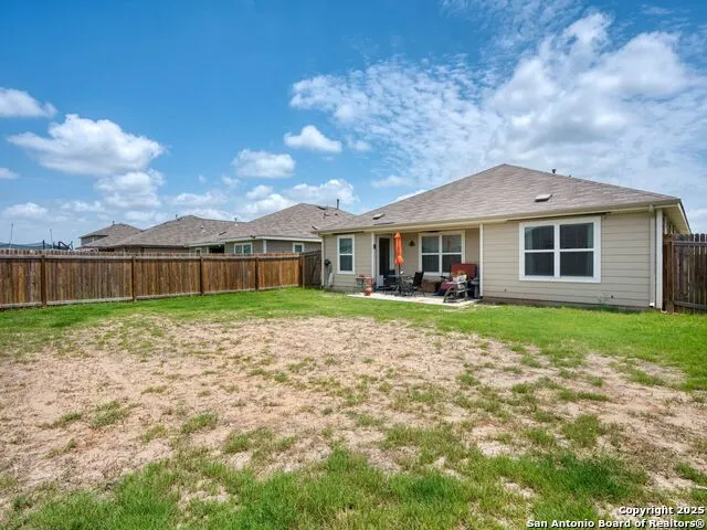 10744 Rosalina Loop Converse, TX 78109