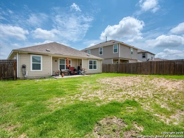 10744 Rosalina Loop Converse, TX 78109