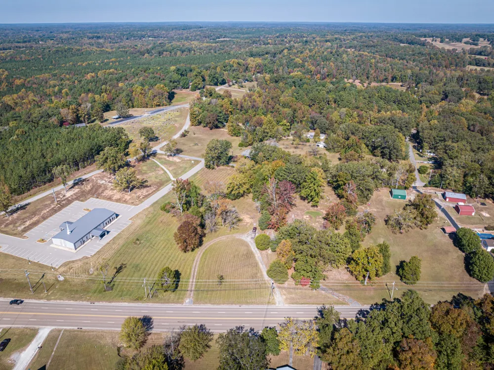1084 W Main St Parsons, TN 38363