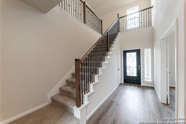 202 Ednie Ln Mico, TX 78066