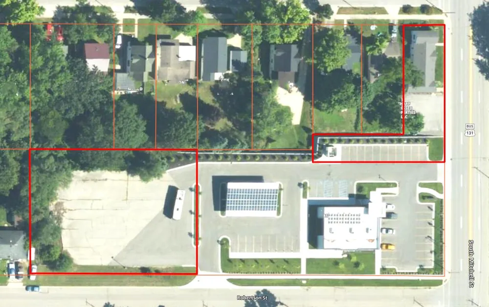 208 Robertson Street Cadillac, MI 49601
