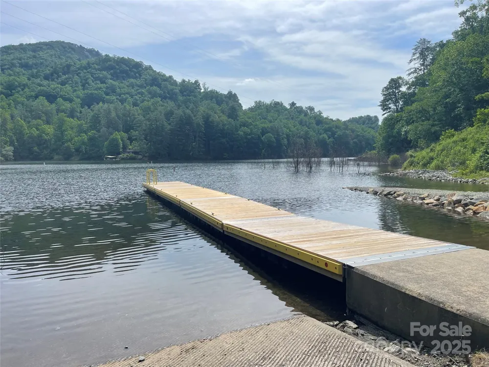 2600 Canada Road Tuckasegee, NC 28783