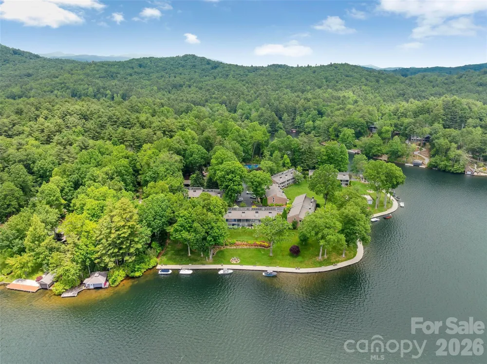 55 Toxaway Shores #14 Lake Toxaway, NC 28747