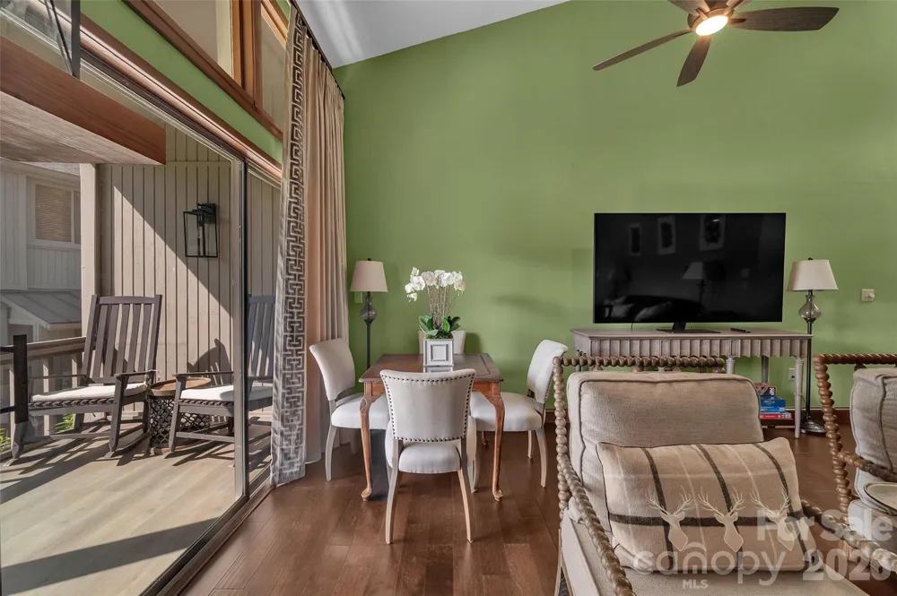 55 Toxaway Shores #14 Lake Toxaway, NC 28747