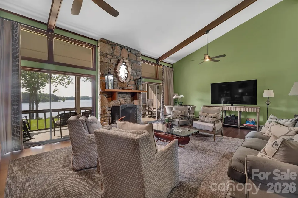 55 Toxaway Shores #14 Lake Toxaway, NC 28747
