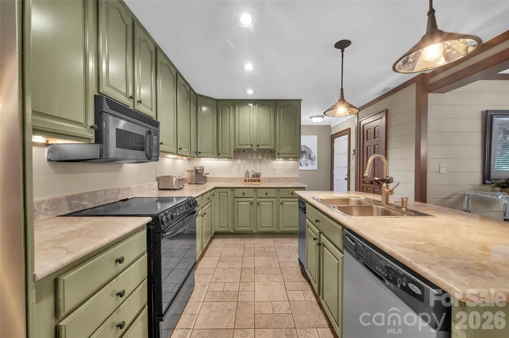 55 Toxaway Shores #14 Lake Toxaway, NC 28747