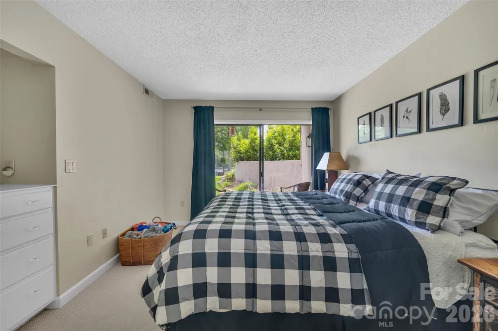 55 Toxaway Shores #14 Lake Toxaway, NC 28747