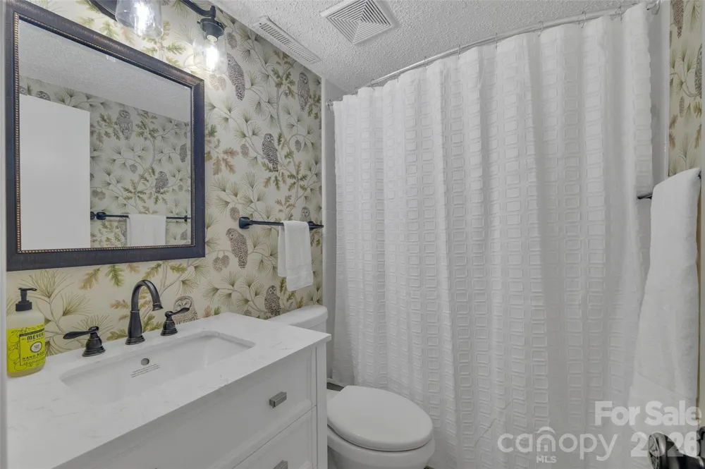 55 Toxaway Shores #14 Lake Toxaway, NC 28747