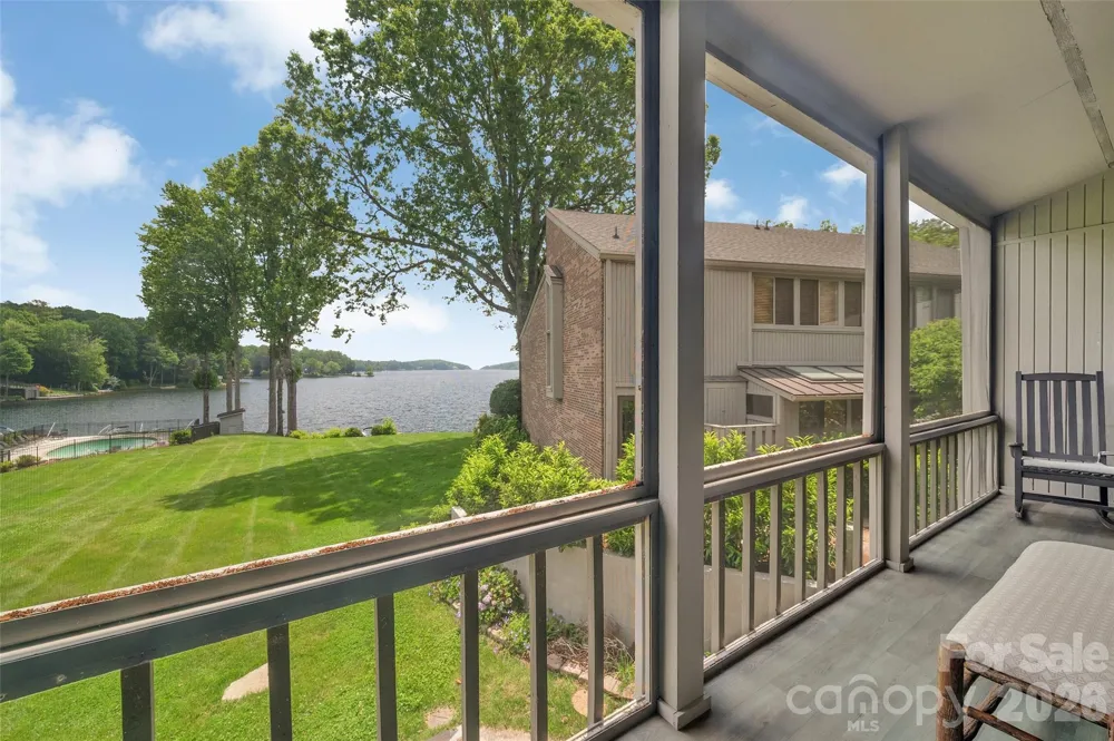55 Toxaway Shores #14 Lake Toxaway, NC 28747