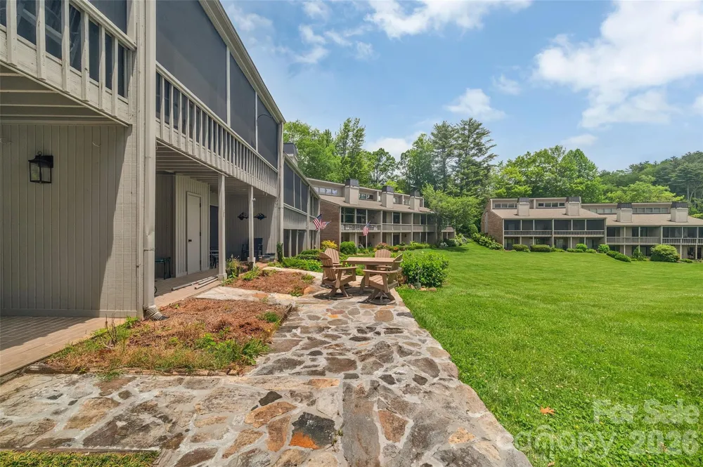 55 Toxaway Shores #14 Lake Toxaway, NC 28747