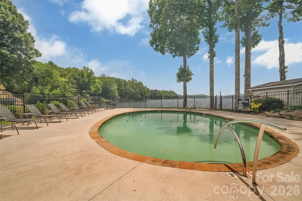 55 Toxaway Shores #14 Lake Toxaway, NC 28747