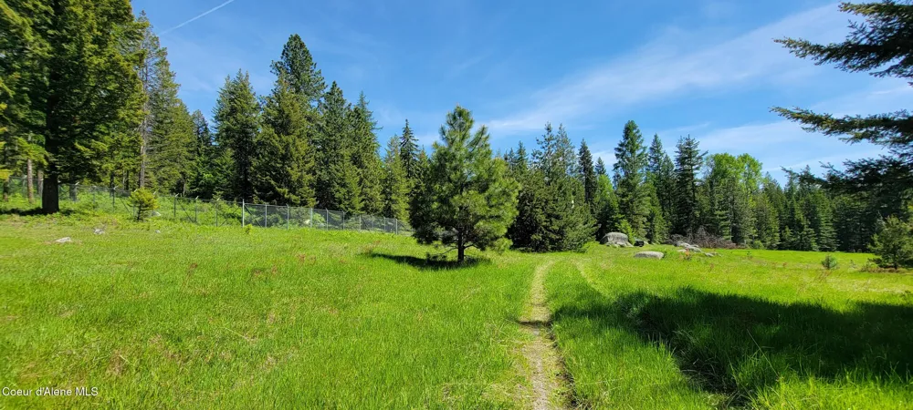 1015 Templeman Lake Road Bonners Ferry, ID 83805