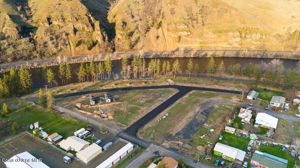 627 Raeder Street Kooskia, ID 83539