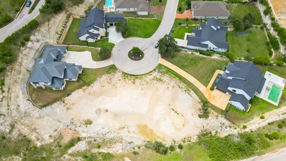1601 Nokota Court Leander, TX 78641