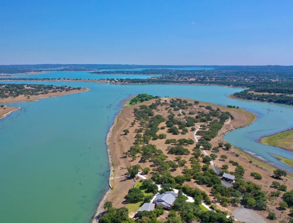 2154 Alto Lago Canyon Lake, TX 78133
