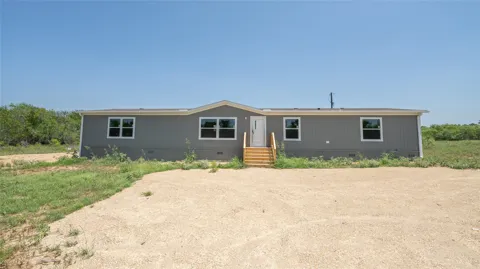 1121 Callihan Road