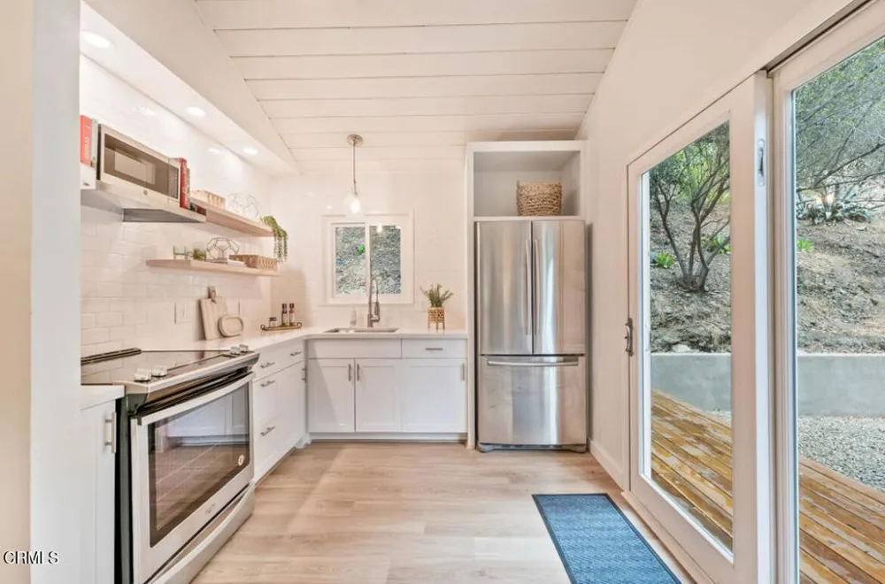 2899 Matilija Canyon Road Ojai, CA 93023