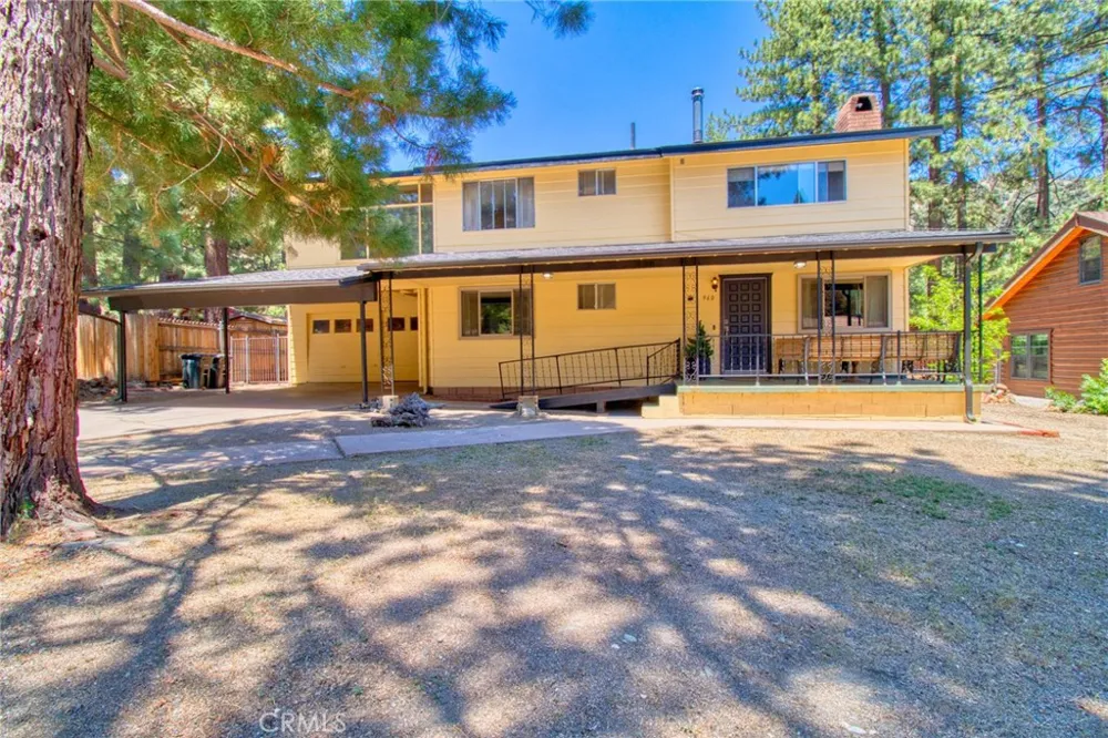 960 Snowbird Road Wrightwood, CA 92397