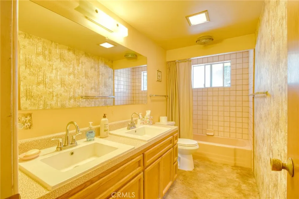960 Snowbird Road Wrightwood, CA 92397