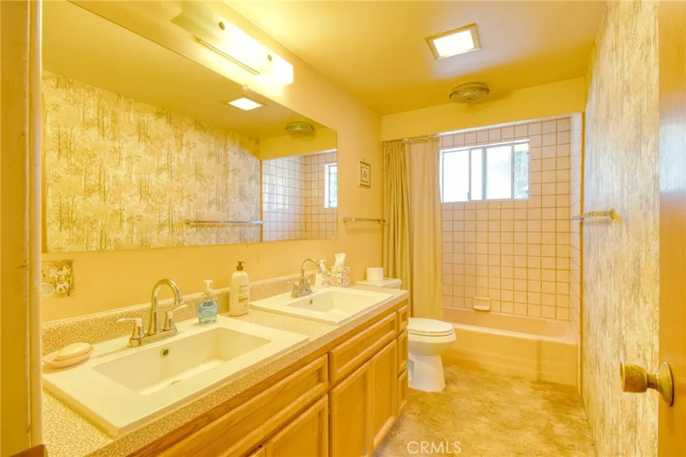 960 Snowbird Road Wrightwood, CA 92397