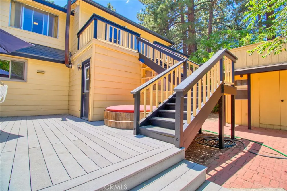 960 Snowbird Road Wrightwood, CA 92397