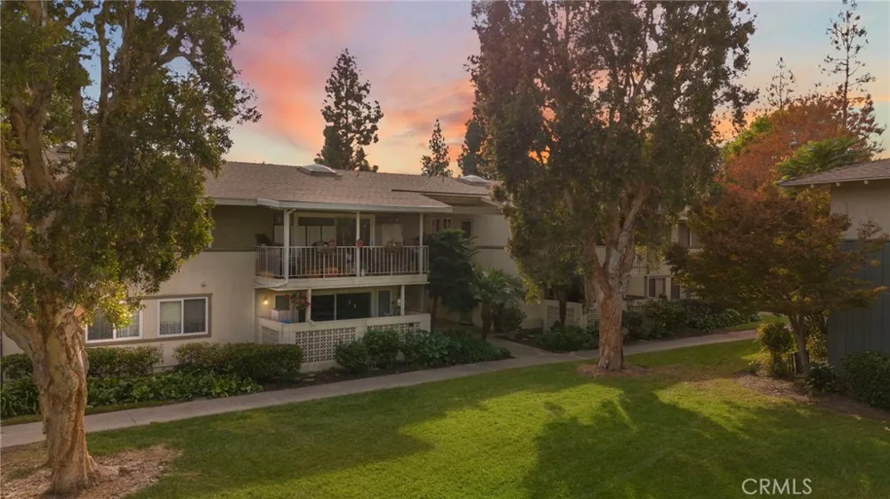 225 Avenida Majorca Laguna Woods, CA 92637