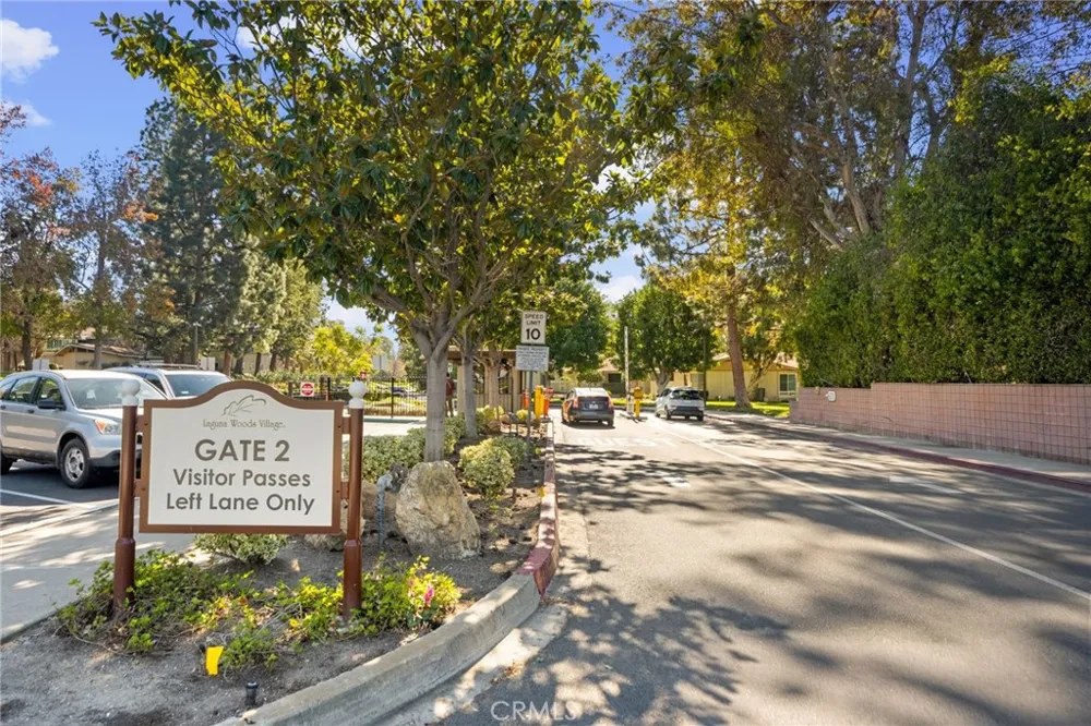 225 Avenida Majorca Laguna Woods, CA 92637