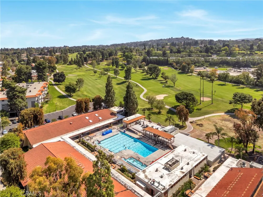 225 Avenida Majorca Laguna Woods, CA 92637
