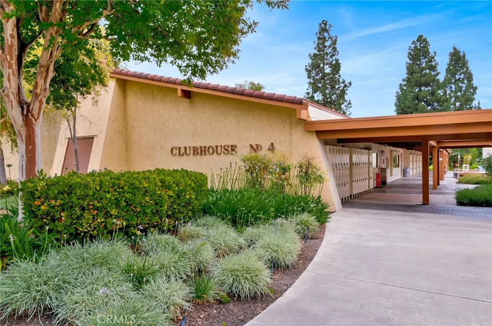 225 Avenida Majorca Laguna Woods, CA 92637