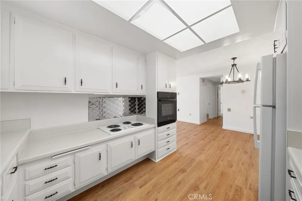 225 Avenida Majorca Laguna Woods, CA 92637