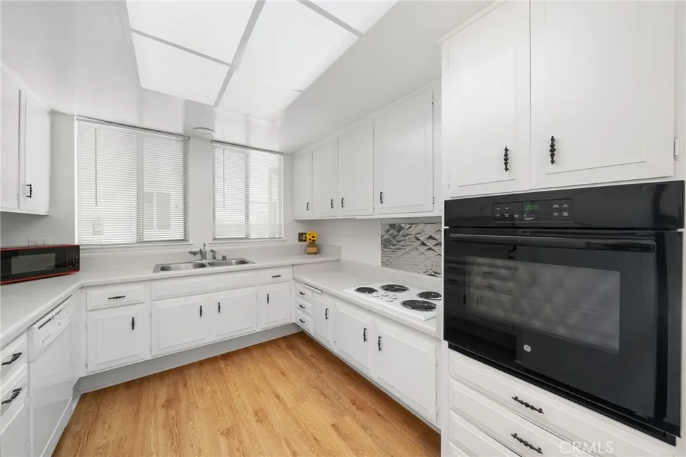 225 Avenida Majorca Laguna Woods, CA 92637
