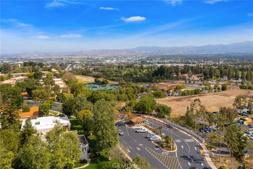 225 Avenida Majorca Laguna Woods, CA 92637