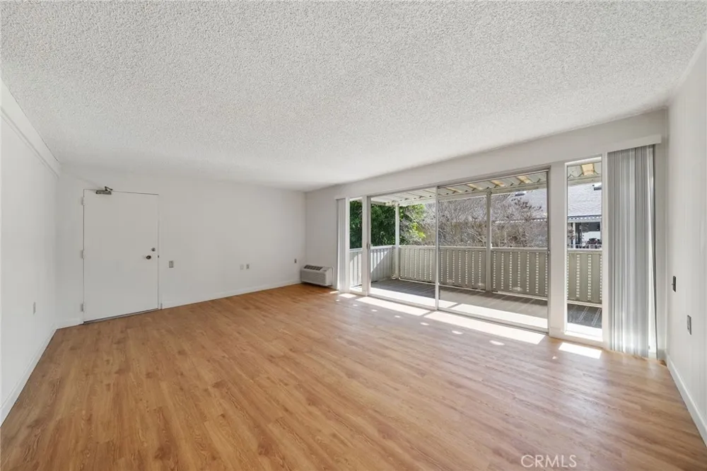 225 Avenida Majorca Laguna Woods, CA 92637