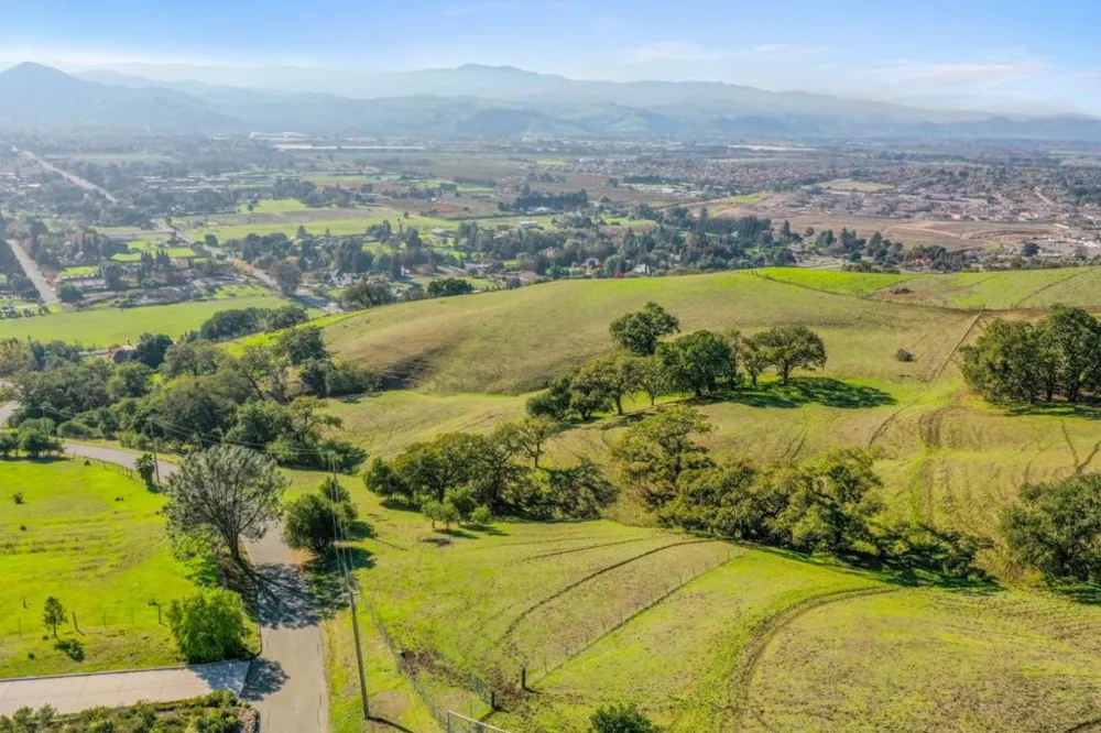 2235 Liberata Drive Morgan Hill, CA 95037