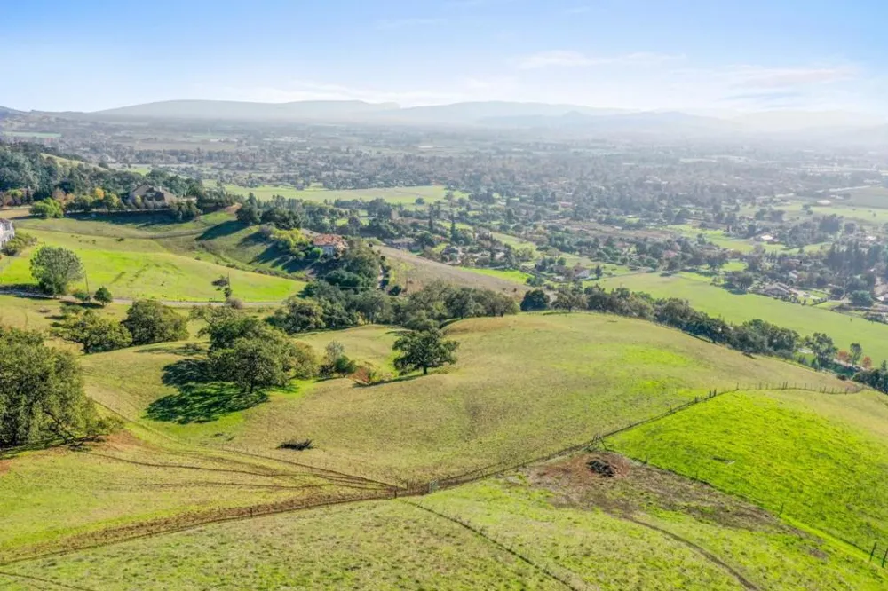 2235 Liberata Drive Morgan Hill, CA 95037