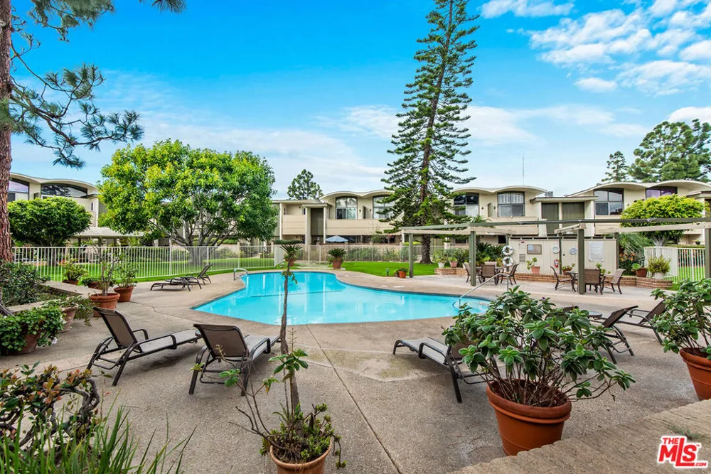 4801 La Villa Marina #C Marina del Rey, CA 90292