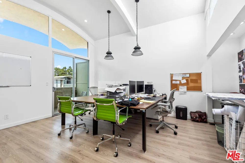 4801 La Villa Marina #C Marina del Rey, CA 90292