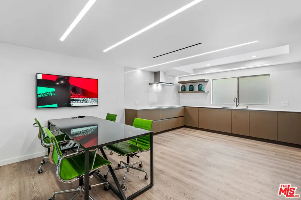 4801 La Villa Marina #C Marina del Rey, CA 90292