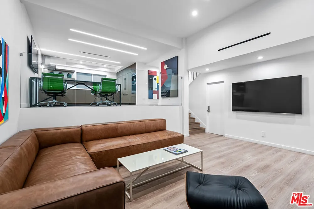 4801 La Villa Marina #C Marina del Rey, CA 90292