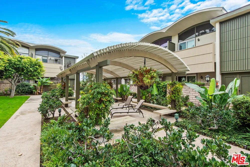 4801 La Villa Marina #C Marina del Rey, CA 90292