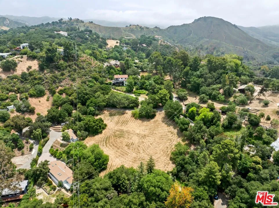 Colina Dr Topanga, CA 90290
